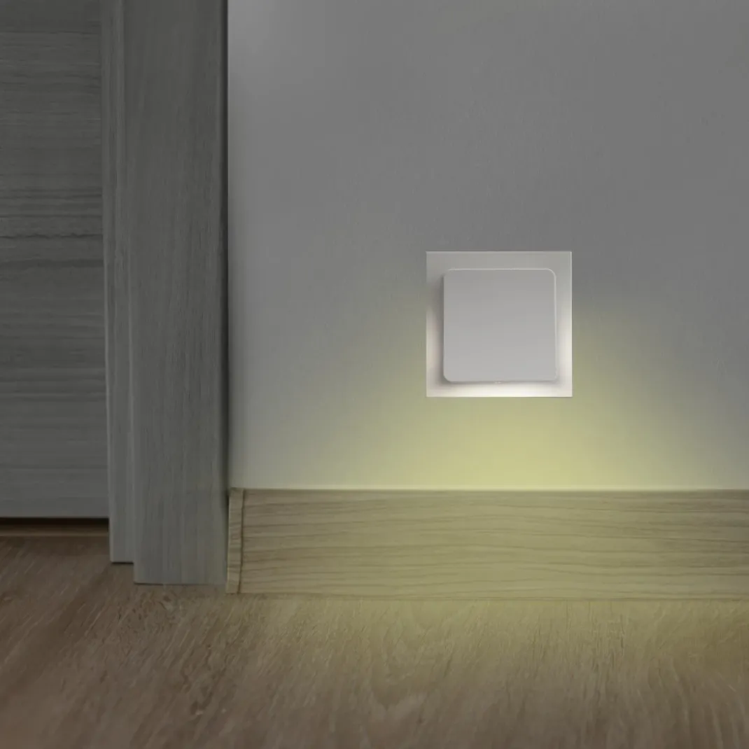 LED-Nachtlicht "Edge" für die Steckdose, Nachtsensor, warmes Licht