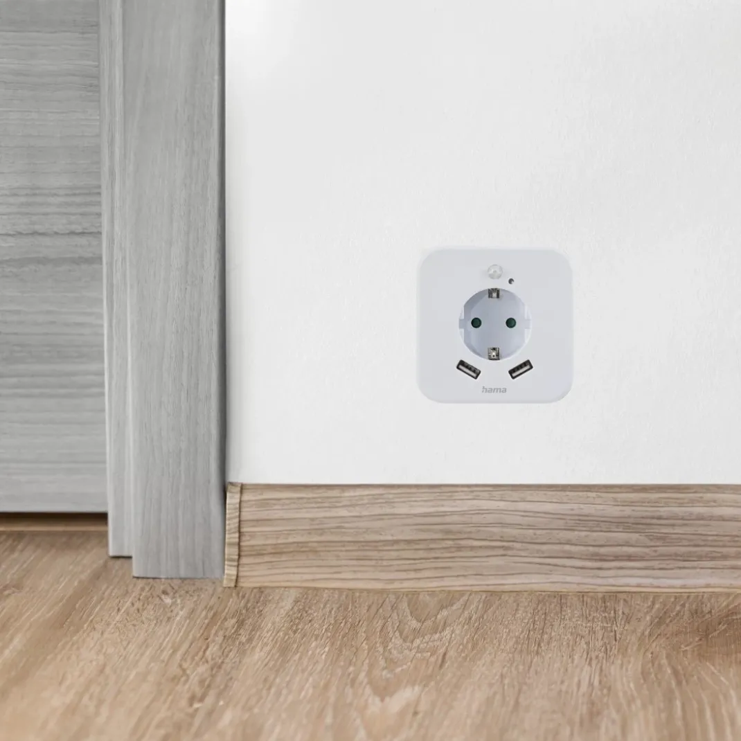 LED-Nachtlicht mit Steckdose, 2 USB-Ausgänge, Bewegungsmelder, Lichtsensor