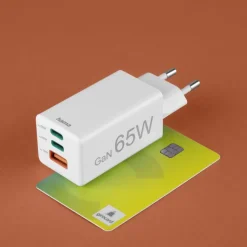 Schnellladegerät, 2x USB-C, 1x USB-A, Mini-Ladegerät, PD, 65 W, Weiß