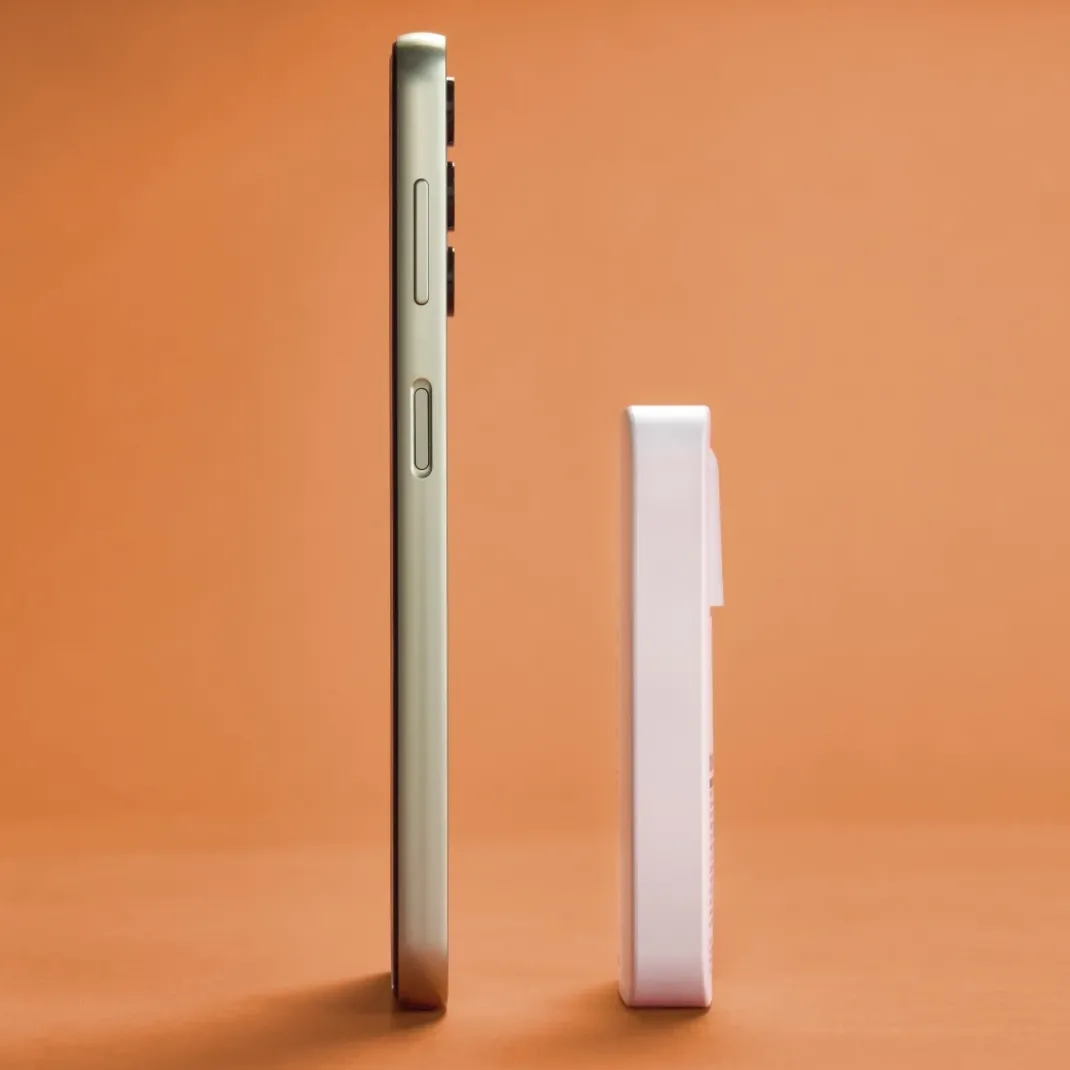 Schnellladegerät, 2x USB-C, 1x USB-A, flaches Mini-Ladegerät, PD, 65 W, WS