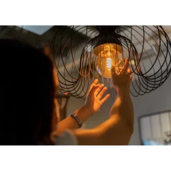 Smarte Lampe E27, LED, Matter, Filament Globe G95, RGBW, dimmbar, mit App