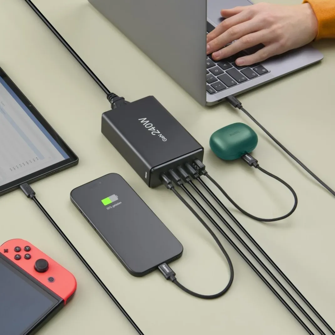 USB-Ladestation 5 Ports, GaN, Schnellladegerät, 4xUSB-C, 1xUSB-A, PD, 240 W