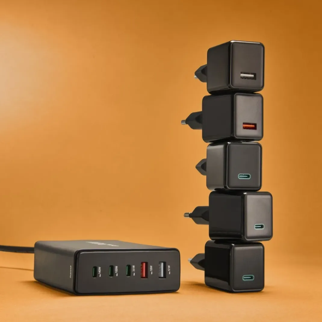 USB-Ladestation 5 Ports, GaN, Schnellladegerät, 3xUSB-C, 2xUSB-A, PD, 140 W